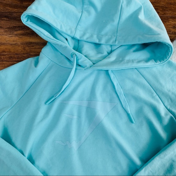 🦈 GYMSHARK CROP TURQUOISE LOGO HOODIE - Picture 4 of 7